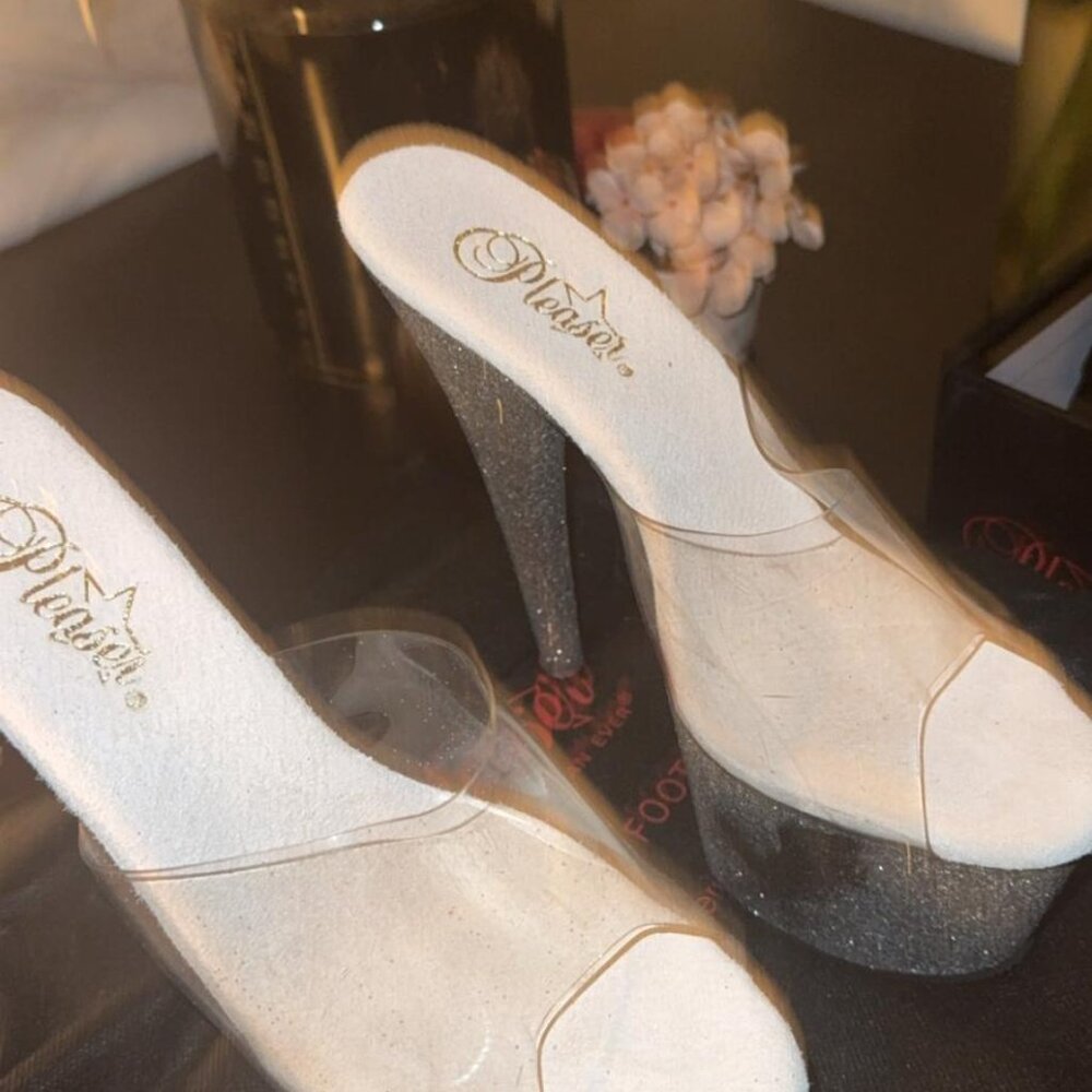 Pleaser Shoes – Adore- Glitter Platform Slides 💎 - Picture 3 of 8